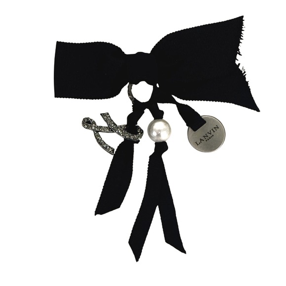 Lanvin Jewelry - LANVIN Hiver Vintage Charm with Black Grosgrain Ribbon, Pearl  & Crystal L Motif